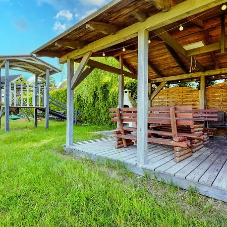 Goscinne Anna オストロボ