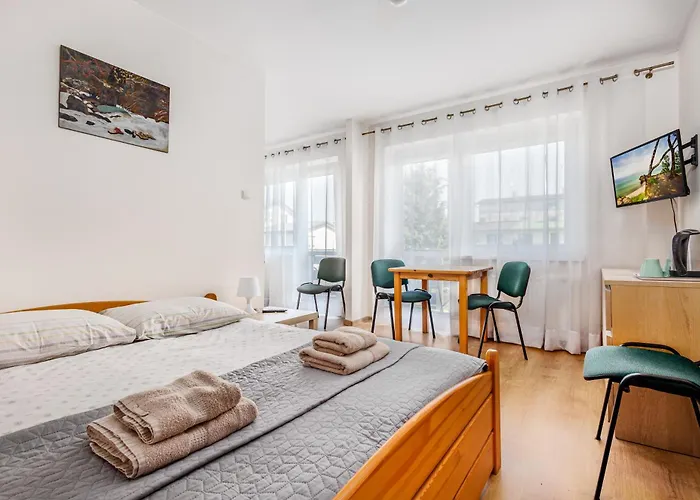 منزل للإقامة Goscinne Anna *